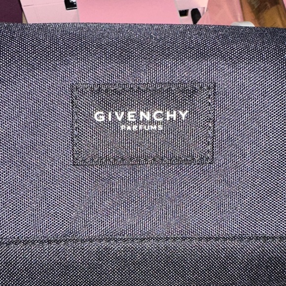 Givenchy Parfums Black Toiletry Bag - Picture 3 of 5